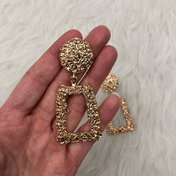 2/$20 or 3/$25 Chunky Gold Accent Earrings - Picture 5 of 5